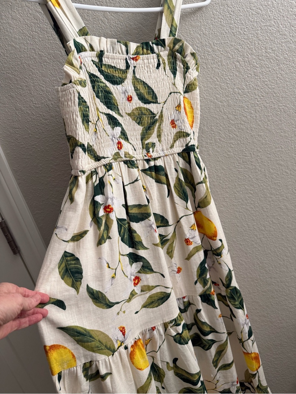 EXPRESS lemon print maxi dress 🍋 - Picture 3 of 5